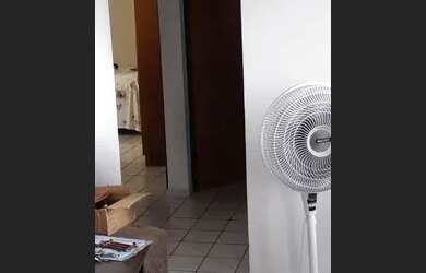 Imagem: O apartamento possui 3 Dormitórios, 2 Banheiros, 1 Vaga na