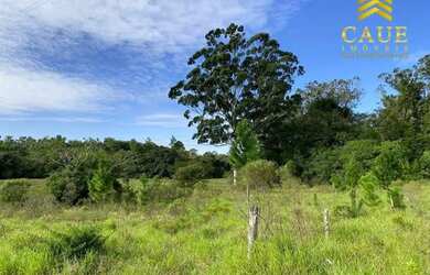 Imagem 1: Terreno de frente para açude