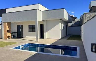 Imagem: A casa em condomínio possui 3 Dormitórios, 1 Banheiro, 164m²