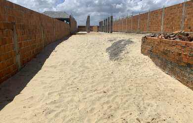 Imagem: O terreno possui 600m² de Área e está localizado em Tabuba