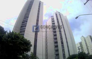 Imagem: O apartamento possui 3 Dormitórios, 1 Banheiro, 2 Vagas na