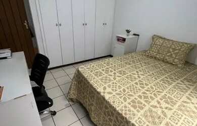 Imagem 8: Seu Novo Lar na Graça Espaçoso Apartamento com Oportunidade Única