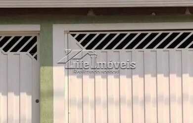 Imagem: A casa possui 2 Dormitórios, 1 Banheiro, 1 Vaga na garagem