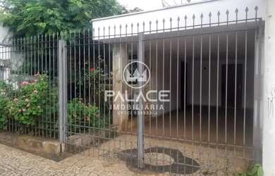 Imagem 4: Casa de rua / Residencial / Centro