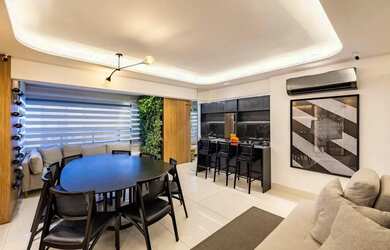 Imagem: O apartamento possui 3 Dormitórios, 4 Banheiros, 2 Vagas na