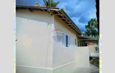 Imagem: A casa possui 2 Dormitórios, 1 Banheiro, 60m² de Área, Imóvel