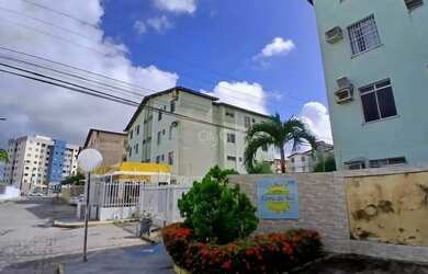 Imagem: O apartamento possui 3 Dormitórios, 1 Banheiro, 1 Vaga na garagem