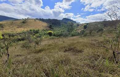 Imagem: O terreno possui 137.000m² de Área e está localizado em