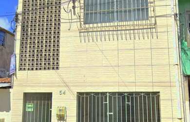 Imagem: A casa possui 3 Dormitórios, 3 Banheiros, 1 Vaga na garagem