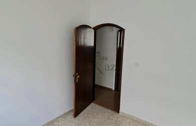 Imagem 9: Casa Sobrado - Residencial - Comercial - Bosque dos Eucaliptos - 3 Dormitórios...