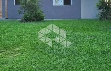 Imagem 5: SÍTIO COM PISCINA, CASA DE 3 DORMITÓRIOS, SENDO 1 SUÍTE COM CLOSET