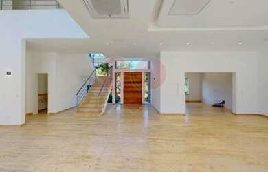 Imagem 12: Oportunidade á venda Casa de Alto Padrão no Condomínio Santa Mônica...