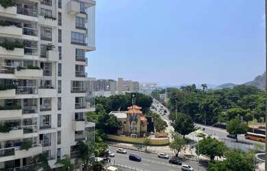 Imagem: O apartamento possui 1 Dormitório, 1 Banheiro, 40m² de Área