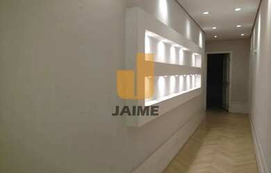 Imagem 10: Apartamento em área nobre, com 4 dormitórios sendo 4 suítes e 5 vagas...