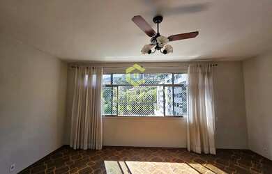 Imagem 2: Apartamento amplo de 180m² com 3 quartos, elevador e garagem no Centro...