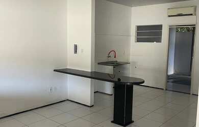 Imagem 8: Alugo casa na Avenida Atlântica praia do Araçagy melhor localização...