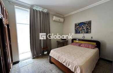 Imagem 4: Casa à venda em Morada do Sol, Montes Claros - 4 quartos, 2 suítes, 4 vagas