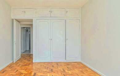 Imagem: O apartamento possui 2 Dormitórios, 2 Banheiros, 68-0m² de