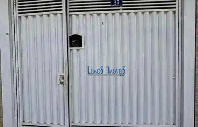 Imagem: A casa possui 3 Dormitórios, 3 Banheiros, 2 Vagas na garagem