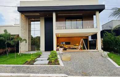 Imagem: A casa em condomínio possui 4 Dormitórios, 5 Banheiros, 5