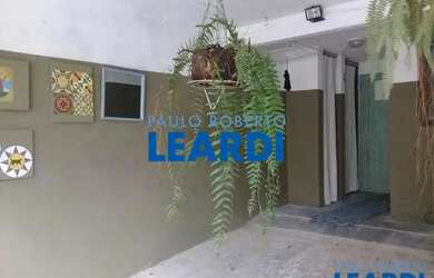 Imagem: A casa possui 5 Dormitórios, 5 Banheiros, 1 Vaga na garagem