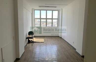 Imagem: O depósito possui 32m² de Área e está localizado em Santa