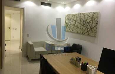 Imagem: O depósito possui 1 Vaga na garagem, 34m² de Área e está