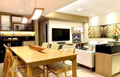 Imagem: O apartamento possui 4 Dormitórios, 3 Banheiros, 2 Vagas na