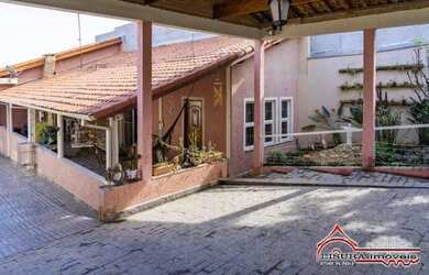 Imagem 4: LINDA CASA NA SAIDA PARA DUTRA SJC JACAREÍ SP