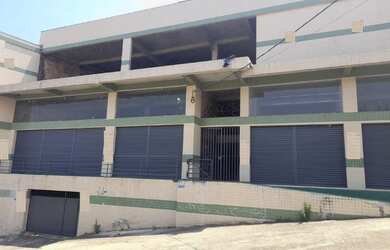 Imagem: O depósito possui 220m² de Área e está localizado em Tropical