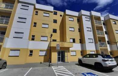 Imagem: O apartamento possui 2 Dormitórios, 1 Banheiro, 1 Vaga na garagem