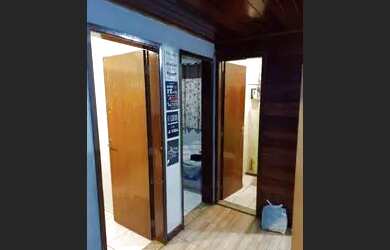 Imagem: O apartamento possui 2 Dormitórios, 1 Banheiro, 5 Vagas na