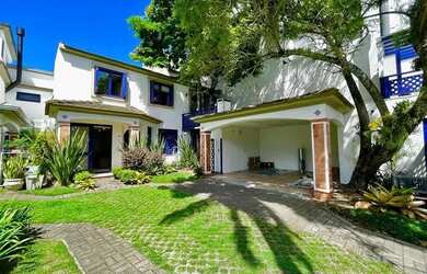 Imagem: A casa em condomínio possui 3 Dormitórios, 4 Banheiros, 2