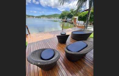 Imagem 2: Casa para temporada. Piscina, Churrasqueira, 1 Vaga na garageme2 Dormitórios