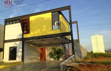 Imagem: A casa em condomínio possui 3 Dormitórios, 5 Banheiros, 4