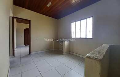 Imagem: O apartamento possui 3 Dormitórios, 1 Banheiro, 1 Vaga na garagem