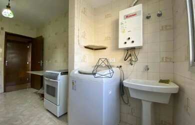 Imagem: O apartamento possui 3 Dormitórios, 2 Banheiros, 1 Vaga na