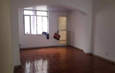 Imagem: O apartamento possui 2 Dormitórios, 1 Banheiro, 70m² de Área