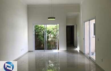 Imagem: A casa em condomínio possui 3 Dormitórios, 4 Banheiros, 4