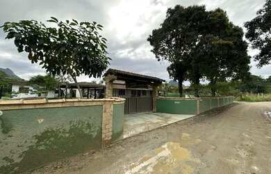 Imagem: A chácara possui 80.000m² de Área e está localizado em