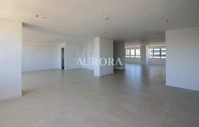 Imagem: O depósito possui 5 Vagas na garagem, 600m² de Área e está