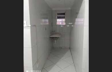 Imagem: A casa possui 2 Dormitórios, 1 Banheiro e está localizado