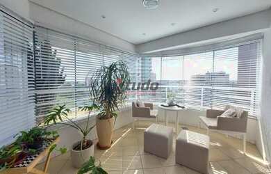 Imagem: O apartamento possui 3 Dormitórios, 2 Banheiros, 2 Vagas na