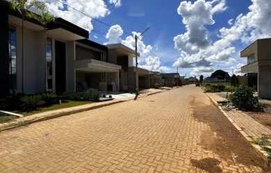 Imagem: O terreno possui 400m² de Área e está localizado em Ponte