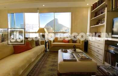 Imagem 2: Rua General Artigas 3ª quadra prédio recuado 2 suítes vista Dois irmãos portaria 24 horas