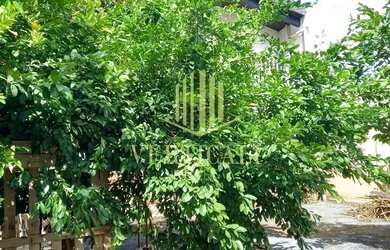 Imagem: A casa possui 1 Dormitório, 5 Banheiros, 4 Vagas na garagem