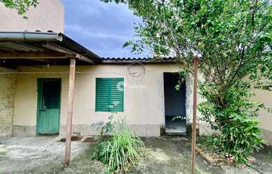 Imagem 10: Casa em Bairro bem localizado!!