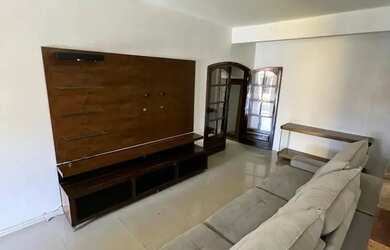 Imagem 9: Imóvel para venda possui 250 metros quadrados com 2 quartos em Centro...