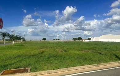 Imagem: A casa em condomínio possui 1 Dormitório, 1 Banheiro, 492m²