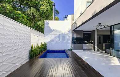 Imagem 16: Deslumbrante casa em condomínio no Santa Cândida